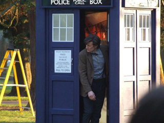 Illustration for article titled More Doctor Who Soccer Set Pics!